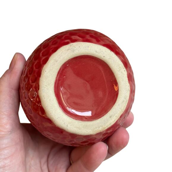 Textured red ceramic bud vase honeycomb small ovoid shape porcelain 4.5" tall - Picture 5 of 7